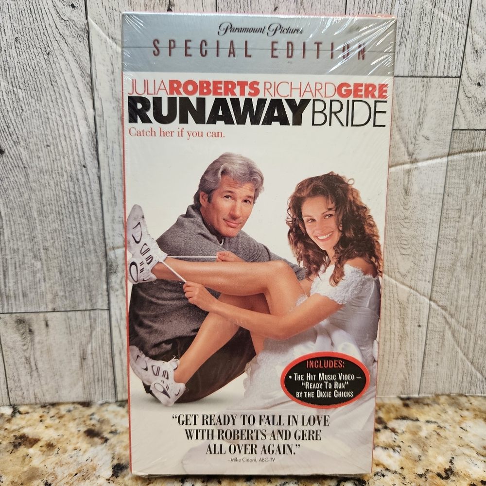 Runaway Bride VHS Special Edition Julia Roberts Richard Gere Paramount Pictures